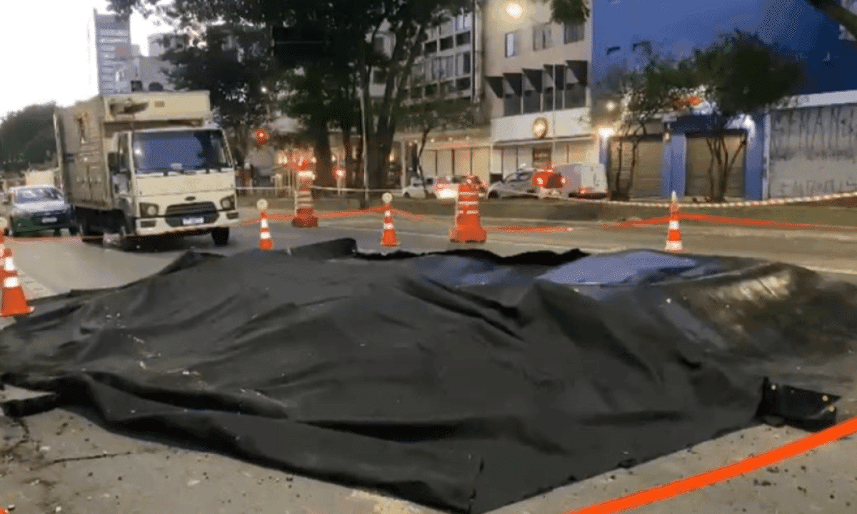 Explosão Devasta Rua da Consolação em SP: Cratera Gigante e Trânsito Caótico!