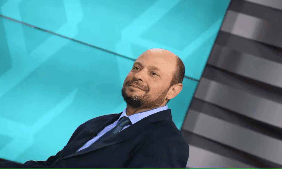 INSS: Pressões no Congresso forçam mudança na liderança após 3 milhões de processos parados?