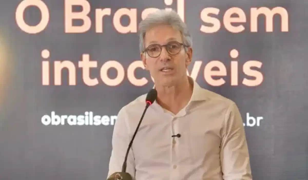 Romeu Zema lança plano radical: STF, estatais e CLT sob revisão drástica!