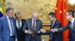Protecionismo americano no comércio pode gerar uma guerra mundial, afirma Lula na China