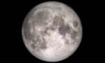 Por que os lados opostos da Lua apresentam características tão distintas? A gravidade explica