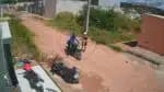 Homens em motocicleta roubam cão em Ceará