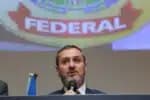 Investigação é pedida contra diretor da PF por proteger irmão de Lula
