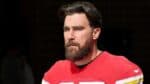 Jogador do Kansas City Chiefs, Travis Kelce, compartilhou detalhes de um jogo da NFL no Brasil e expressou preocupação com o calor