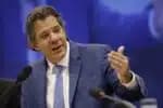 DF - FAZENDA/HADDAD/CÂMARA/AUDIÊNCIA/RENDA/DISTRIBUIÇÃO - ECONOMIA - O ministro da Fazenda, Fernando Haddad,       participa de uma audiência pública       conjunta das Comissões de Finanças e       Tributação e de Fiscalização Financeira       e Controle da Câmara dos Deputados, em       Brasília (DF), na manhã desta quarta-  feira, 11 de junho de 2025. Haddad       reconheceu que pouco vem sendo feito       para melhorar a distribuição de renda       no Brasil e defendeu o projeto de       reforma do Imposto de Renda, com a       ampliação da desoneração para até R$ 5       mil mensais e tributação da alta renda       como compensação.       11/06/2025 - Foto: WILTON JUNIOR/ESTADÃO CONTEÚDO