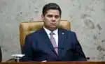 DF - STF/REALIZA ABERTURA DO ANO JUDICIÁRIO - POLÍTICA - Foto, Presidente do Senado Davi  Alcolumbre. Nesta segunda (3) o Supremo Tribunal Federal realiza a sessão de abertura do ano judiciário de 2025. A cerimônia teve a presença do Presidente Lula, Presidente do Senado , senador Davi Alcolumbre e do Deputado Federal Hugo Motta presidente da câmara dos deputados. 03/02/2025 - Foto: TON MOLINA/FOTOARENA/FOTOARENA/ESTADÃO CONTEÚDO