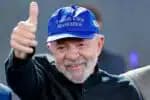 A aprovação de Lula excede a desaprovação em meio às tensões comerciais com os EUA