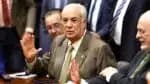 Proposta de lei expulsa deputado federal que criticou Trump e apoiou Moraes