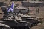Israel é criticado por operação que remove palestinos do centro de Gaza