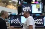 SP - BLACK FRIDAY/PROCON/SP/ALERTA - ECONOMIA - Consumidores aproveitam as promoções da Black Friday na loja Magalu, na zona norte     de São Paulo, nesta manhã de sexta-feira, 24. Desde o início do mês, diversas     lojas já estão fazendo campanhas de promoções relacionadas à Black Friday, que     ocorre nesta sexta 24. No entanto, descontos muito grandes em sites desconhecidos     devem chamar a atenção do consumidor para a possibilidade de golpe.     24/11/2023 - Foto: WERTHER SANTANA/ESTADÃO CONTEÚDO