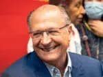 Taxa alta de Trump pode ser positiva? Alckmin antecipa redução nos preços dos alimentos