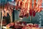 SP - CONSUMO/INFLAÇÃO/CARNE BOVINA - ECONOMIA - Vitrine de um açougue de São Paulo, neste sábado, 09 de novembro de 2024. A carne teve a maior alta de preço nestes   últimos quatro anos. O responsável pelo aumento é a menor oferta do produto devido a seca e as queimadas, a alta da   demanda interna, o aumento nas exportações e a alta da inflação.     09/11/2024 - Foto: MARCO AMBROSIO/ATO PRESS/ESTADÃO CONTEÚDO