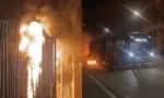 Incêndio em ônibus com passageiros a bordo registrado em SP; autoridades investigam vandalismo