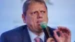 Tarcísio afirma que o vale de acabar com a democracia a pretexto de salvá-la