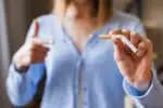 Fumar prejudica cirurgia: saiba como parar para cicatrização rápida