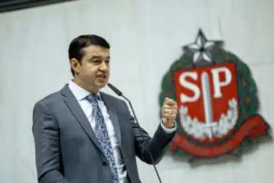 Imagem card com fundo