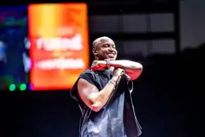 Imagem card com fundo