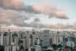 Temporais e umidade crítica: Previsão do tempo nas capitais do Brasil
