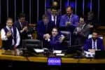 Deputados aprovam isenção de IR com foco em popularidade