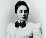 Einstein elogia Emmy Noether, matemática que criou teorema revolucionário
