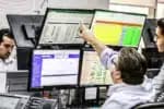 Ibovespa cai e atinge 142 mil pontos com Fiscal em discussão