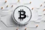 Bitcoin deve ultrapassar US$ 135 mil &#8217;em breve&#8217;, aponta Standard Chartered