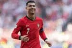 Cristiano Ronaldo ultrapassa a marca e se torna o primeiro jogador bilionário do futebol