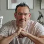 Curtis Forbes lança MustardHub: inovação para reter talentos e impulsionar resultados