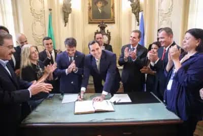 Imagem card com fundo