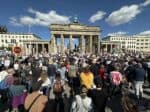 Alemanha: Milhares de manifestantes exigem a proibição do partido de extrema-direita AfD