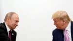 Trump e Putin têm agendada uma conversa para esta segunda-feira (19)