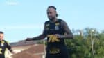 Neymar realiza atividades físicas com o time do Santos e se aproxima da retomada de sua carreira