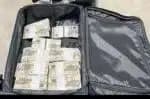 A Polícia Federal apreendeu R$ 1,2 milhão em mala e deteve três empresários em um aeroporto