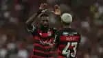 Gerson demonstra emoção em casamento com jogador do Flamengo; assista ao vídeo