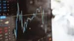 Mercado aciona alta de 0,45% com término do conflito entre Irã e Israel