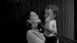 Jessie J lança música com colaboração do filho durante tratamento