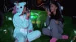 Miley Cyrus afirmou ter composto canções influenciada por sentimentos românticos em relação à cantora Ariana Grande