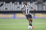Botafogo recebe campeão da NFL e enfrenta dilema com possível saída de atleta do futebol mundial
