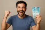 Hoje, 31/07, novos pagamentos de R$ 200, R$ 300 e R$ 500 são creditados nas contas dos brasileiros