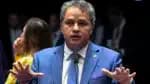 Plenário do Senado Federal durante sessão deliberativa ordinária.
Na ordem do dia, a Proposta de Emenda à Constituição (PEC) 72/2023, que livra da incidência do Imposto sobre a Propriedade de Veículos Automotores (IPVA) os veículos terrestres com mais de 20 anos de fabricação.
Em pronunciamento, à bancada, senador Efraim Filho (União-PB).
Foto: Jefferson Rudy/Agência Senado