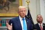 Washington (United States), 30/07/2025.- US President Donald Trump speaks after he signed a Congressional Bill in the Roosevelt Room at the White House in Washington, DC, USA, 30 July 2025. EFE/EPA/YURI GRIPAS / POOL