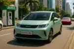 Em 2025, a Tesla diminui sua participação no mercado brasileiro, com a BYD consolidando a liderança sem o confronto de concorrentes