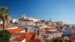 Qual é a “polícia para imigrantes” estabelecida por Portugal