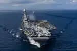 USS Gerald R. Ford lidera operação militar dos EUA no Caribe contra Venezuela e narcotráfico
