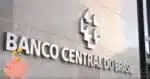 Banco Central emite alerta sobre retiradas na poupança da Caixa e BB com R$15B em relatório