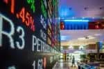 Ibovespa dispara aos 147 mil pontos; dólar em baixa