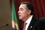 Barroso é atendido em hospital de Brasília após queda de pressão antes da aposentadoria oficial