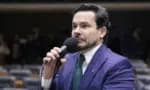 Capitão Alberto Neto condena empréstimo bilionário dos Correios: ‘Mais dívida para povo pagar’