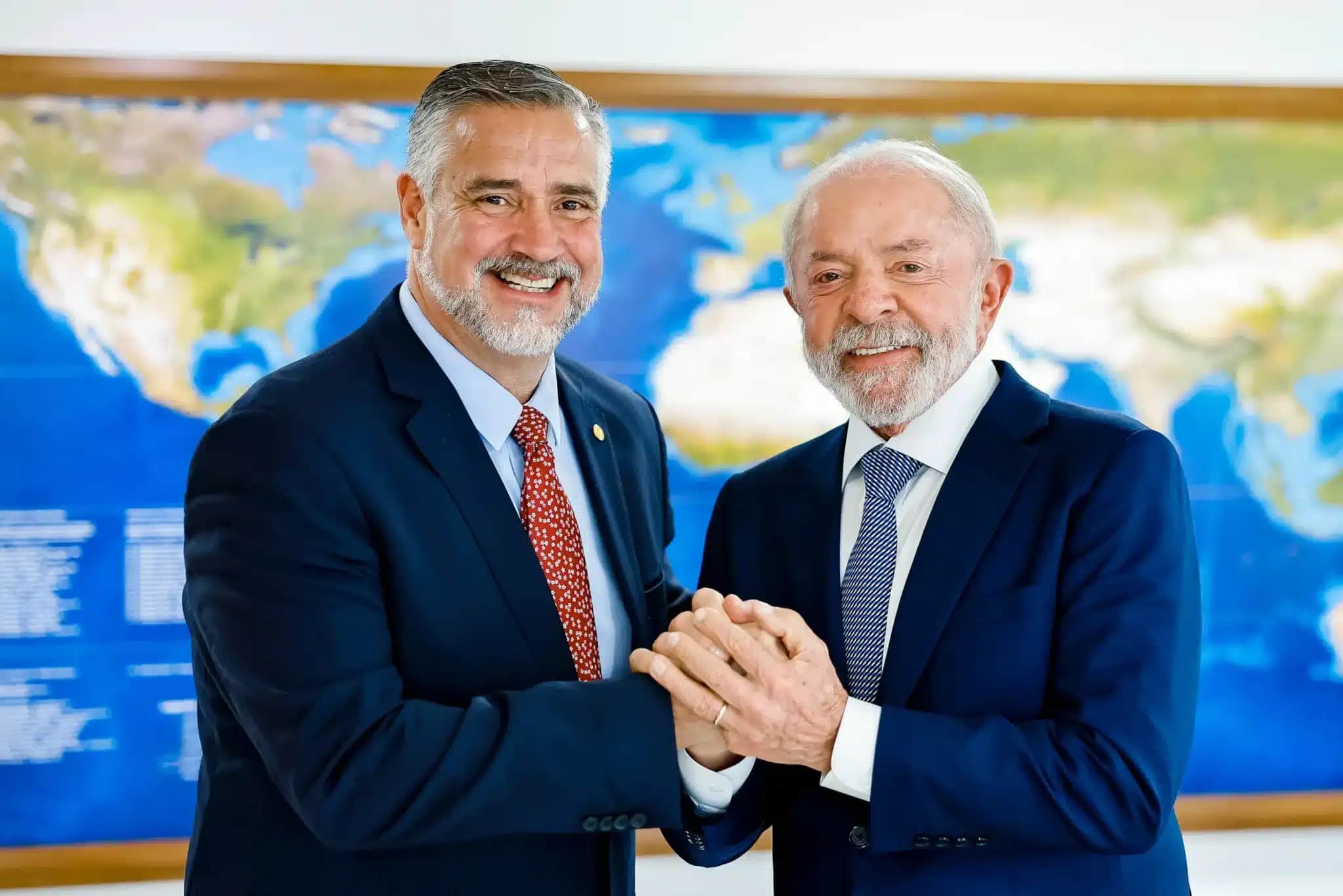 Lula muda liderança na Câmara: Paulo Pimenta assume e Guimarães assume cargo chave!