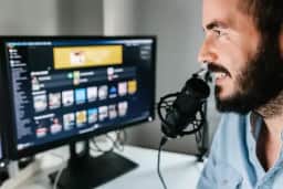 Estrategista Criativo: Como unir dados e cultura para o sucesso digital em 2026?